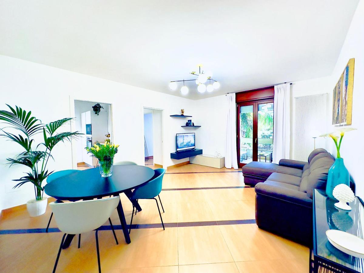 Salento Sweet Home - Obelisco Luxury Apartment Лече Екстериор снимка